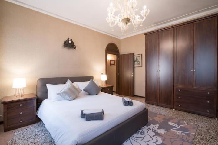 Ca' Pesaro Rooftop Terrace Apartment. ヴェネツィア エクステリア 写真
